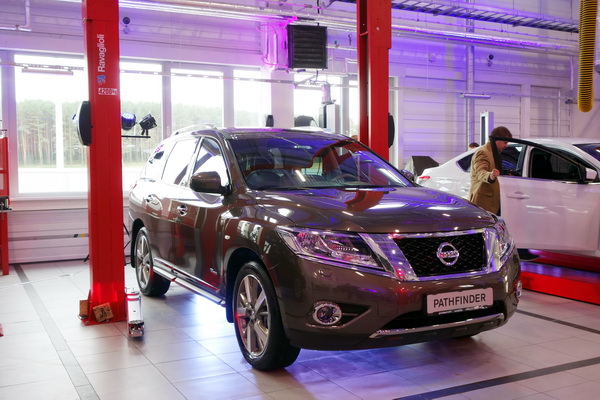 nissan в минске официальный дилер