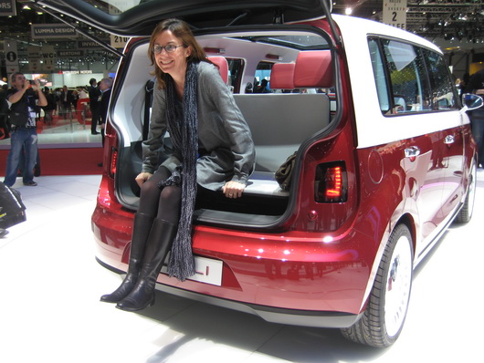 фото нового автомобиля Женевский автосалон 2011