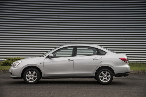 купить в Беларуси новый седан Nissan Almera