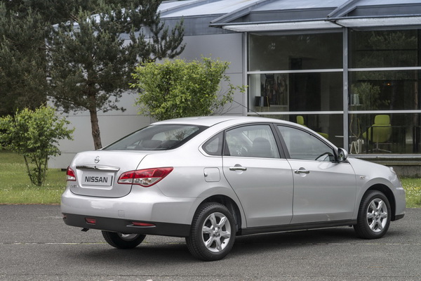 купить в Беларуси новый седан Nissan Almera