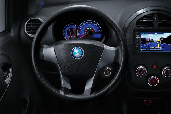 купить в Беларуси Минске новый автомобиль Geely LC Cross