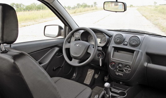 новый автомобиль Lada Granta в Беларуси