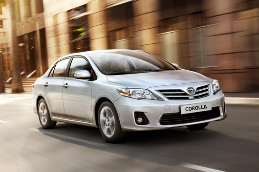 новый автомобиль Toyota Corolla