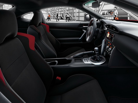 новый автомобиль Toyota GT86 в Беларуси