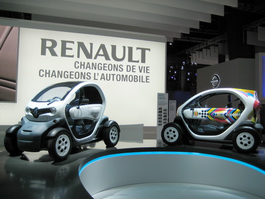 фото нового автомобиля, Парижский автосалон 2010, концепткар