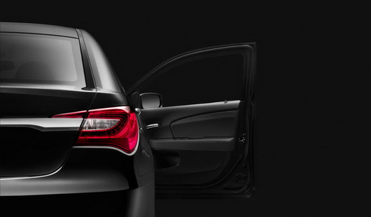 фото нового автомобиля Chrysler 200