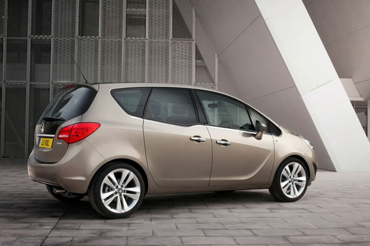 фото нового автомобиля Opel Meriva