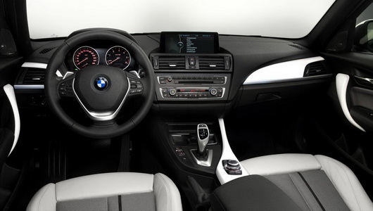 фото нового автомобиля BMW 1 Series
