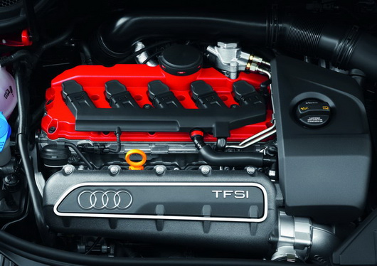 фото нового автомобиля Audi RS 3 Sportback