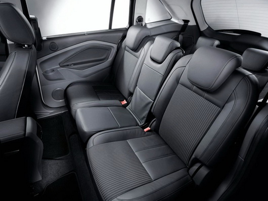 фото нового автомобиля Ford C-MAX