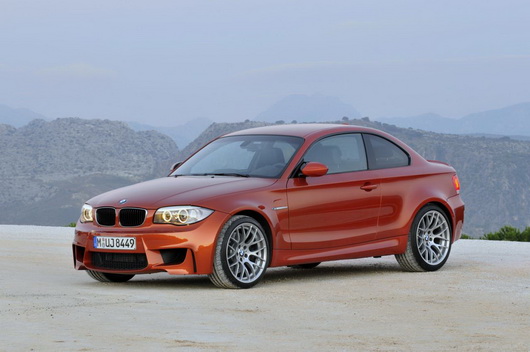 фото нового автомобиля BMW 1 Series M Coupe
