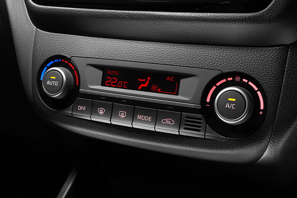 купить новый Kia Rio в Беларуси Минске