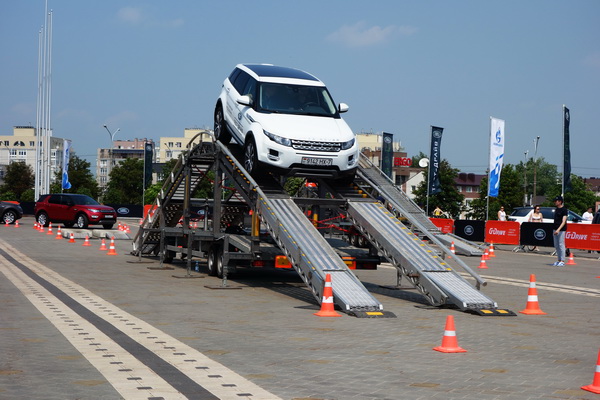 тест-драйв Land Rover в Минске