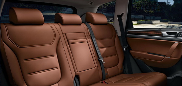 купить новый Volkswagen Touareg со скидкой