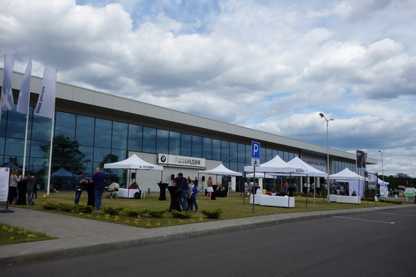 купить новый BMW в Минске дилер Автоидея