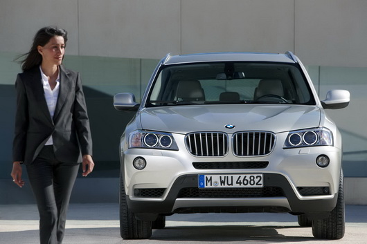 фото нового автомобиля BMW X3 БМВ Икс3