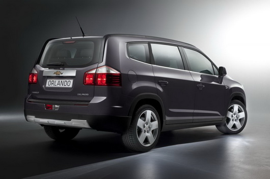фото нового автомобиля Chevrolet Orlando