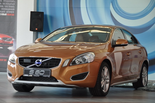 фото нового автомобиля Volvo S60