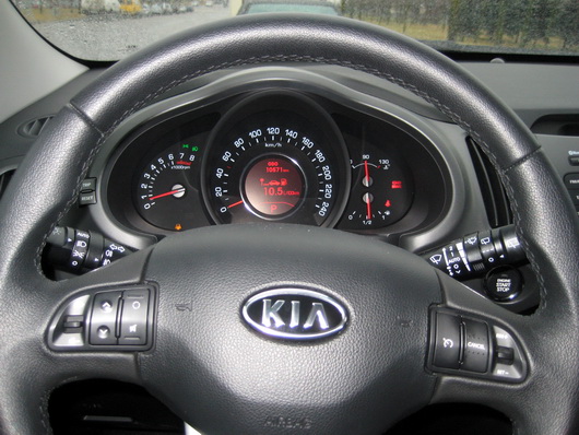 фото нового автомобиля Kia Sportage