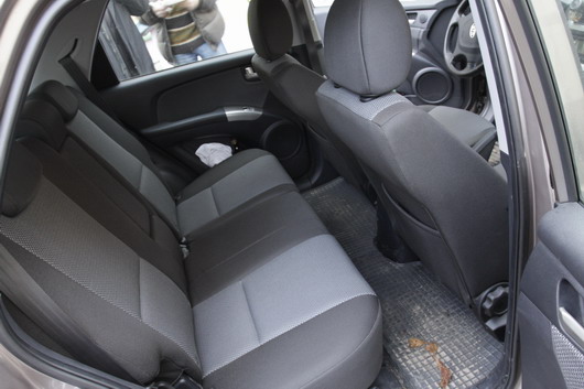 фото нового автомобиля KIA Sportage задние сиденья