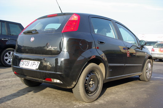 фото нового автомобиля Fiat Grande Punto