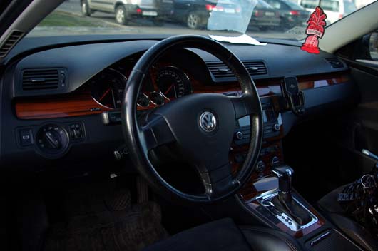 фото нового автомобиля VW Passat Variant 2.0 TDI