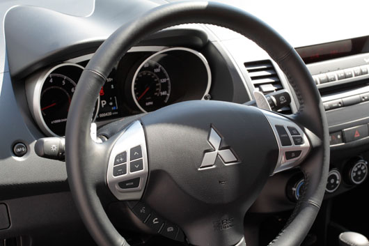 новый Mitsubishi Outlander XL отзыв владельца