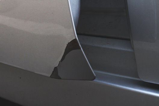 фото нового автомобиля Toyota Verso угол двери