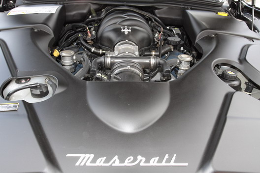 фото новый Мазерати Гран Туризмо