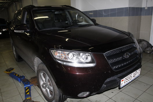 фото нового автомобиля Hyundai Santa Fe