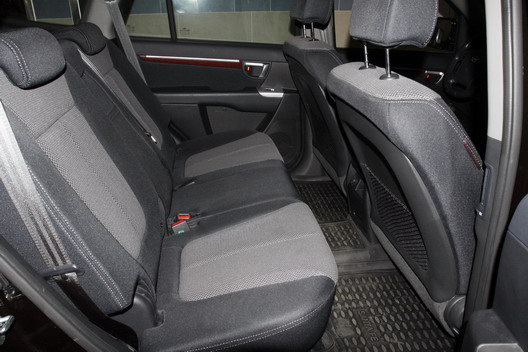 фото нового автомобиля Hyundai Santa Fe