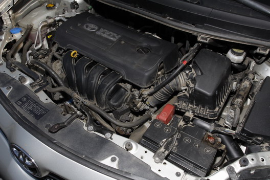 фото нового автомобиля Toyota Auris