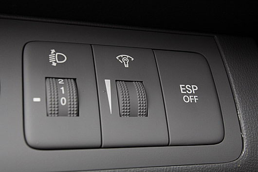 фото нового автомобиля Hyundai H1