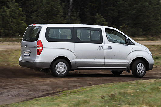 фото нового автомобиля Hyundai H1