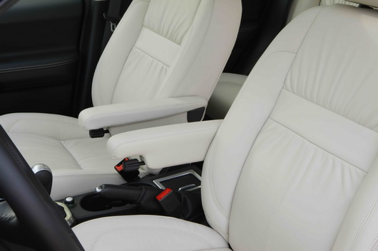фото нового автомобиля Land Rover Freelander 2011