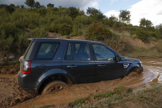 фото нового автомобиля Land Rover Freelander 2011
