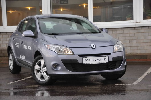 фото нового автомобиля Renault Megane внешность