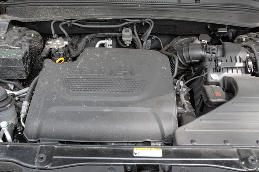 фото нового автомобиля Hyundai Santa Fe двигатель