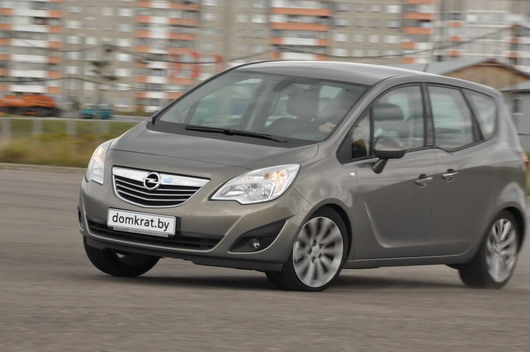фото нового автомобиля Opel Meriva