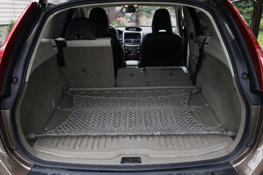 фото нового автомобиля Volvo XC60