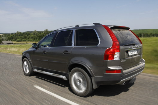 фото нового автомобиля Volvo XC90
