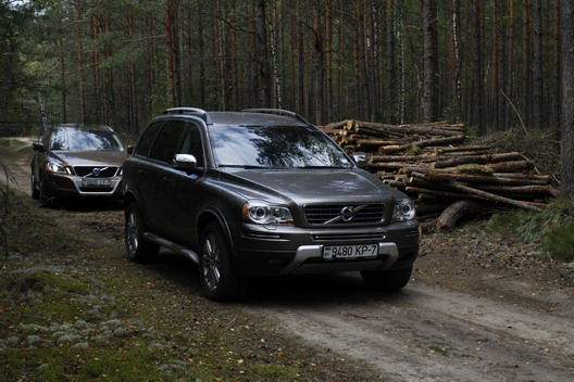 фото нового автомобиля Volvo XC90