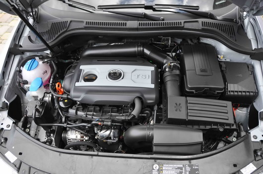 фото нового автомобиля Skoda Superb