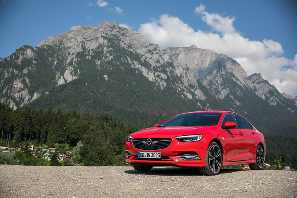 Opel Insignia Grand Sport обзор тест-драйв