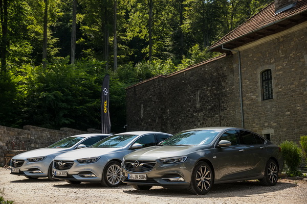 Opel Insignia Grand Sport обзор тест-драйв