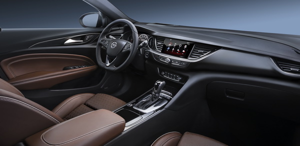 Opel Insignia Grand Sport обзор тест-драйв