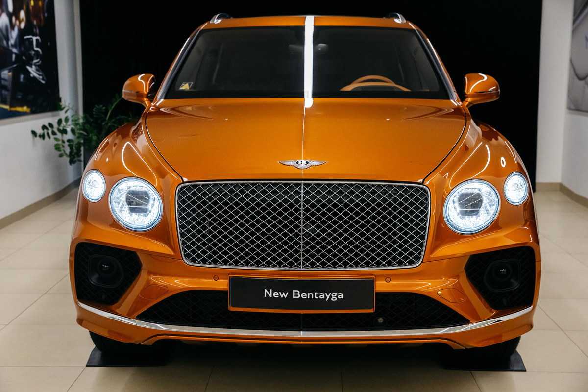 Bentley Bentayga рестайлинг 2020 фото