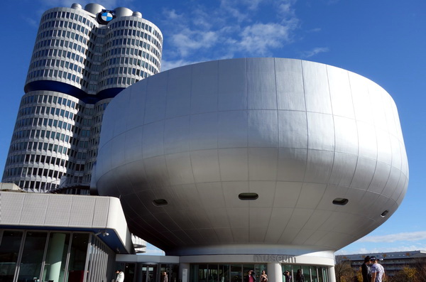 BMW Museum: изучаем историю баварской компании в автомобилях и не только
