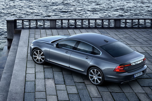 Автоцентр Volvo Car Минск начал прием заказов на новый бизнес-седан Volvo S90: цена от 40 тысяч долларов