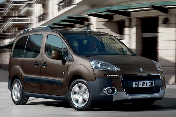Peugeot в Беларуси начал продажи пассажирского однообъемника Partner Tepee отечественной сборки - за 14700 евро